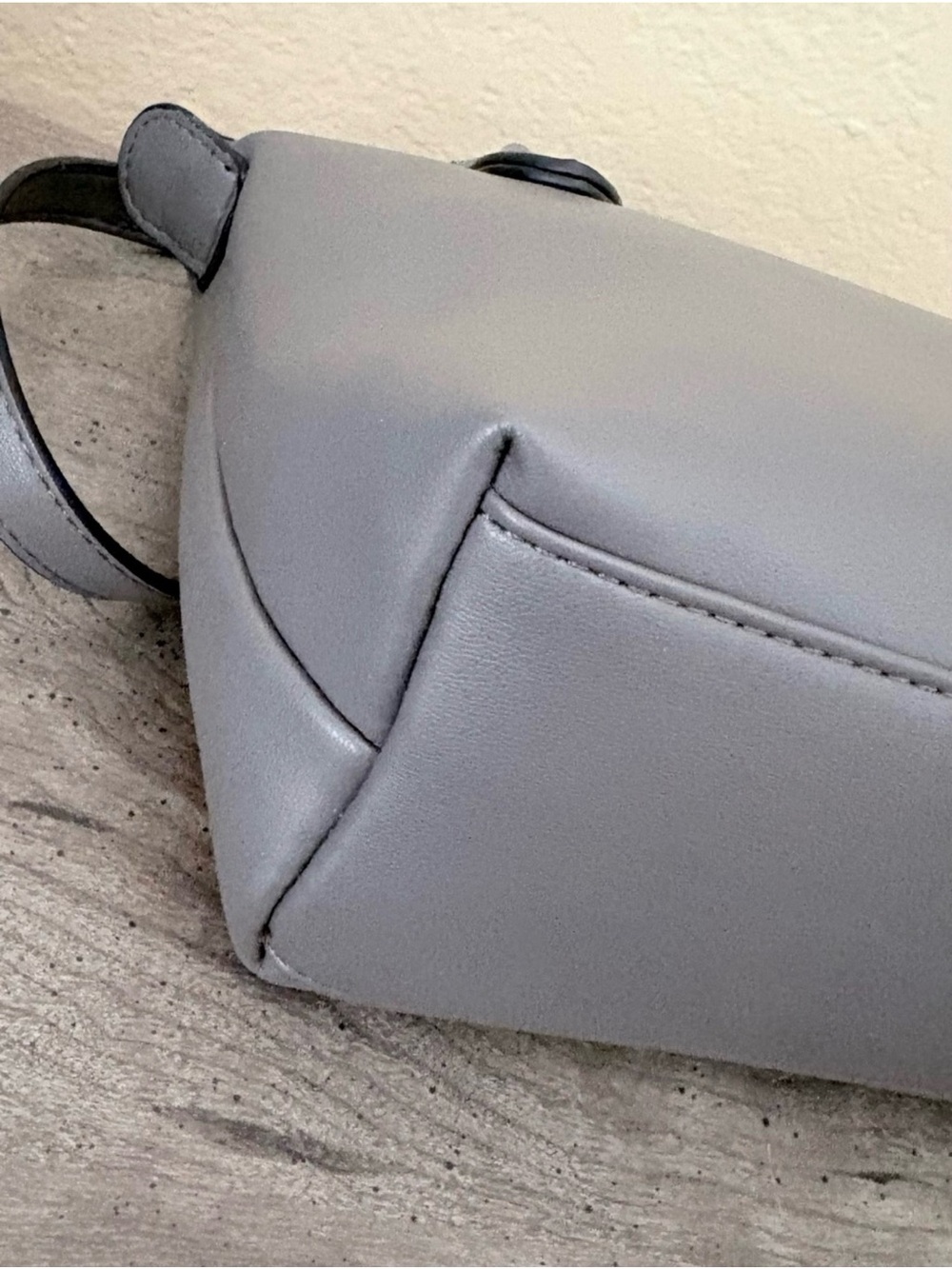 Longchamp Le Pliage Xtra XS • Turtledove Grey • Crossbody + Top Handle - Picture 4 of 8